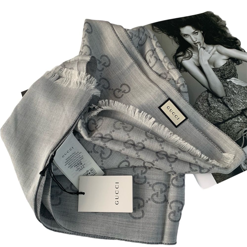 ๐ฅ๐ฅ๐ฅ Authentic New Gucci GG Jacquard Gray Wool/Silk Blend Shawl/ Scarf Unisex - Picture 6 of 13